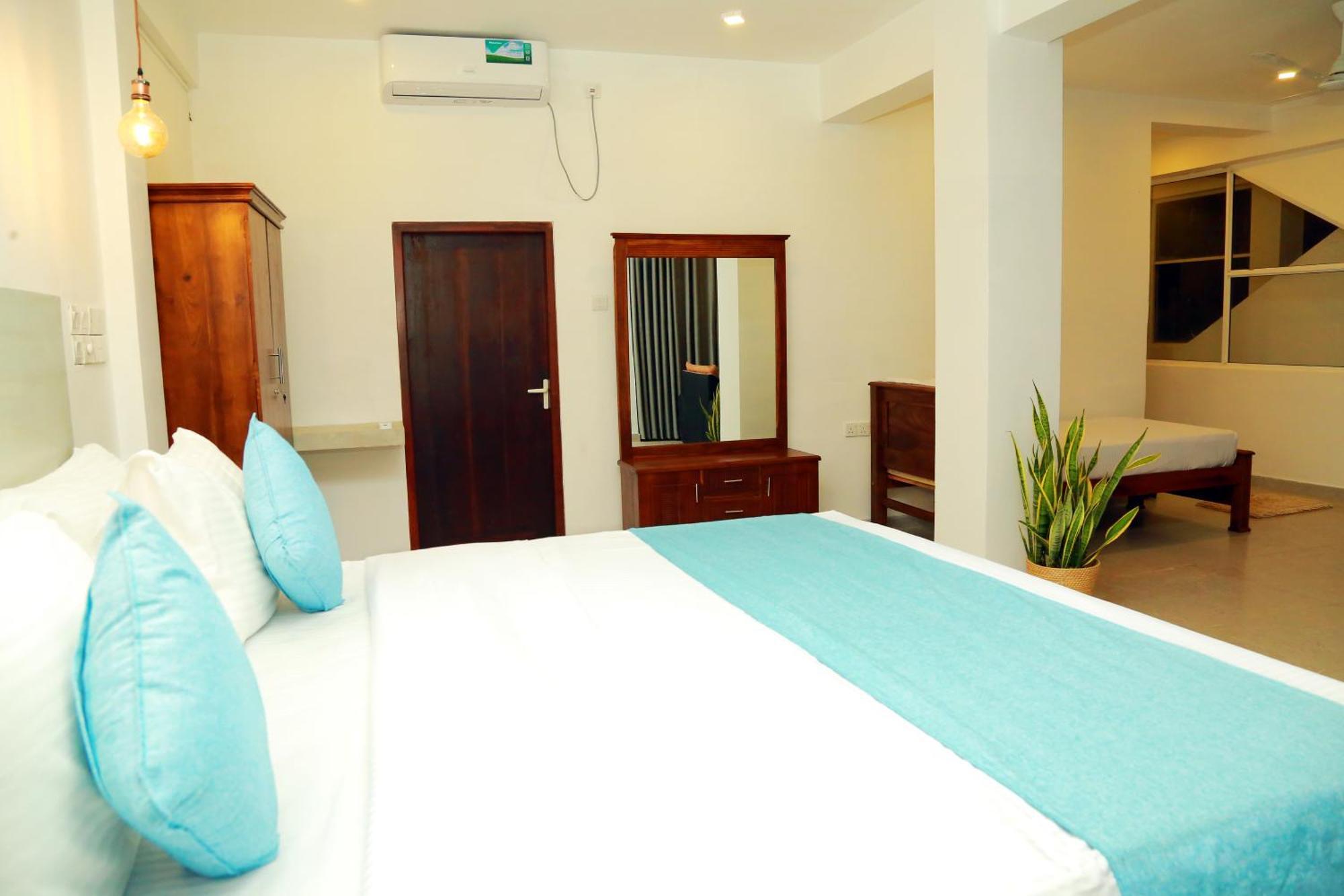 Cocos Hotel Midigama East Exterior foto